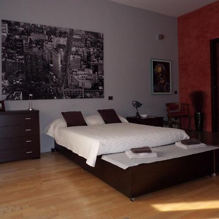 B&B Marge Oltrona di San Mamette 외부 사진