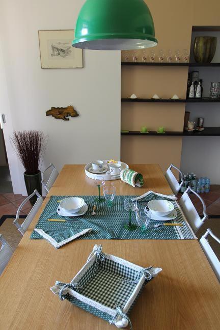 B&B Marge Oltrona di San Mamette 외부 사진