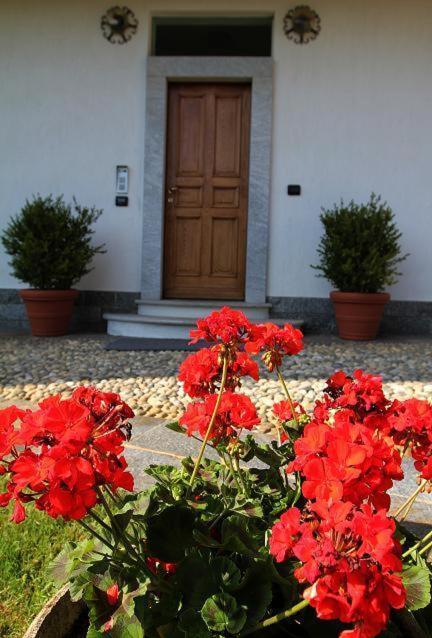 B&B Marge Oltrona di San Mamette 외부 사진
