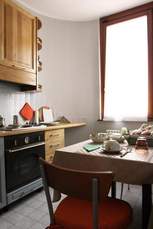 B&B Marge Oltrona di San Mamette 외부 사진